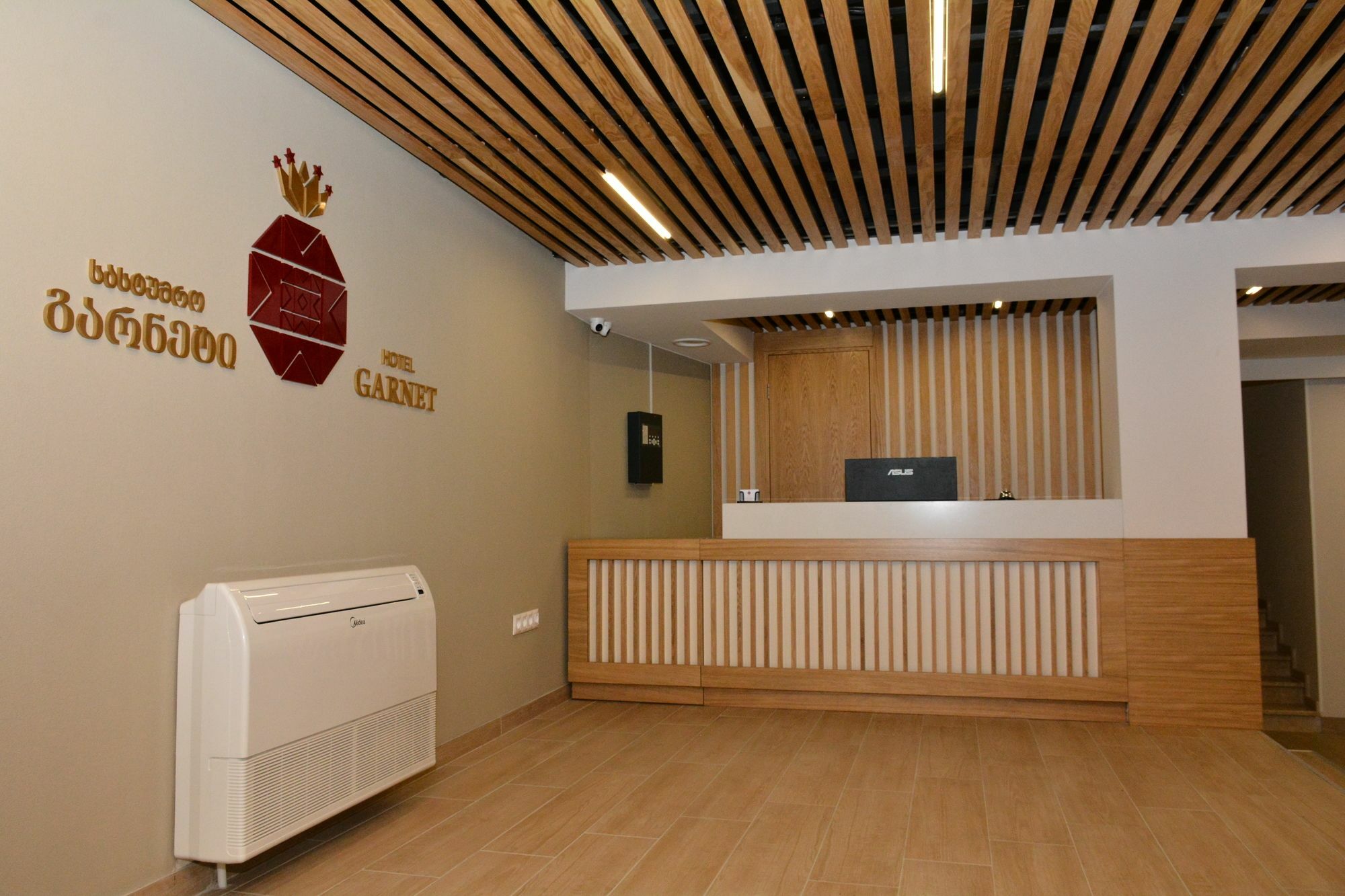 Hotel Garnet Tbilisi Exterior photo