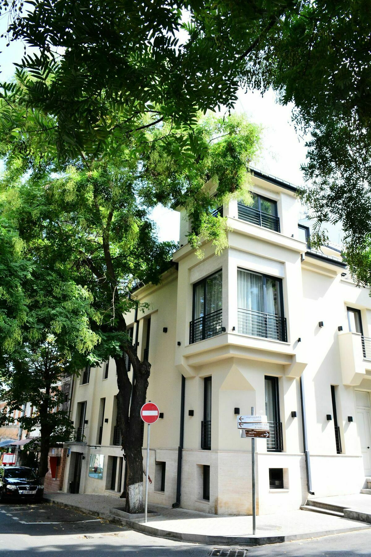 Hotel Garnet Tbilisi Exterior photo